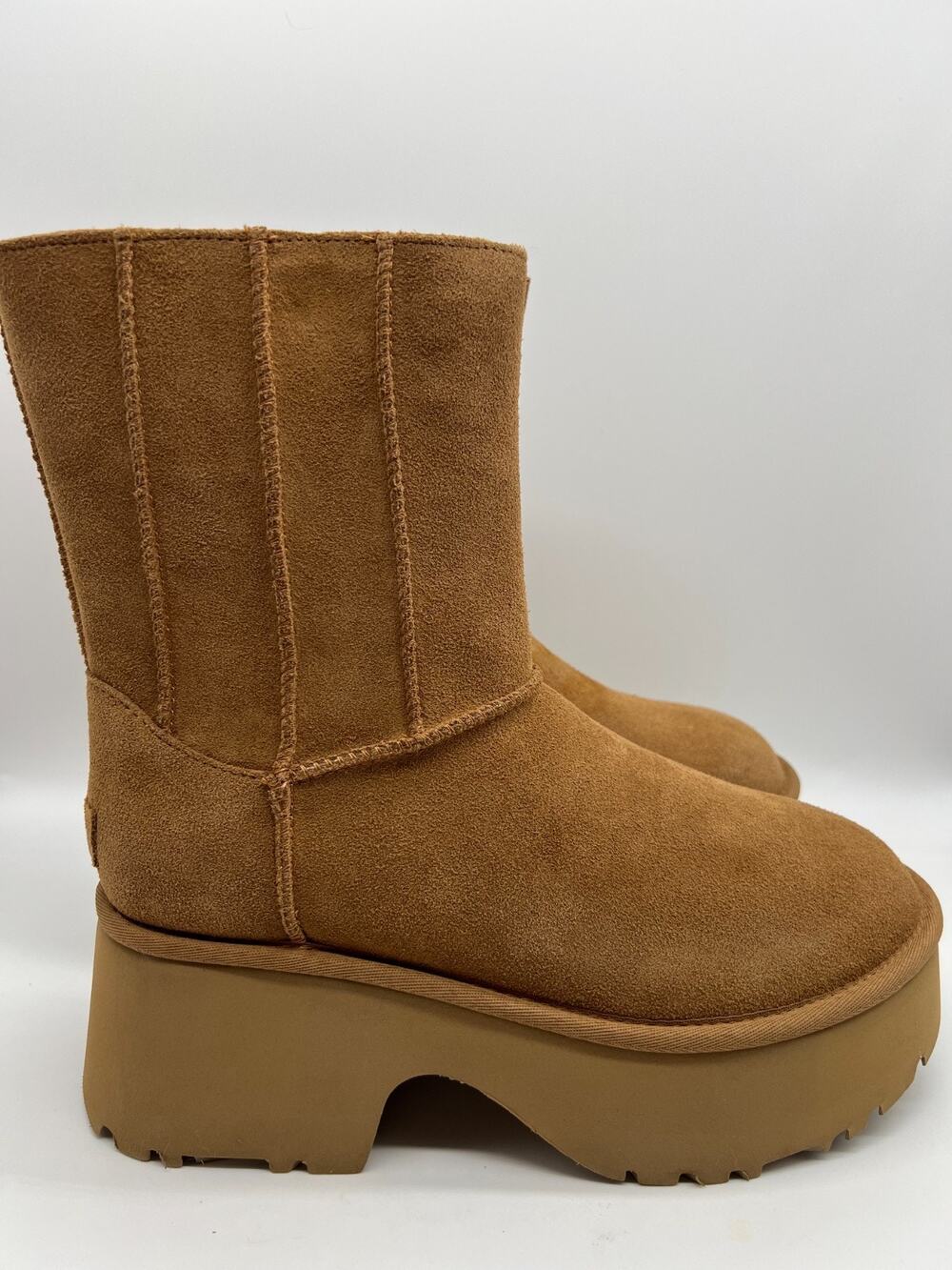UGG Classic Twin Seam New Heights Boot Chestnut 1158313 Women's Size 10